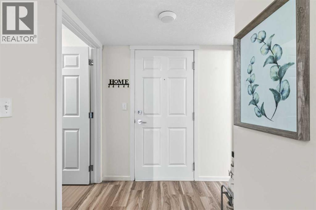 1102, 755 Copperpond Boulevard Se, Calgary, Alberta  T2Z 4R2 - Photo 5 - A2282275