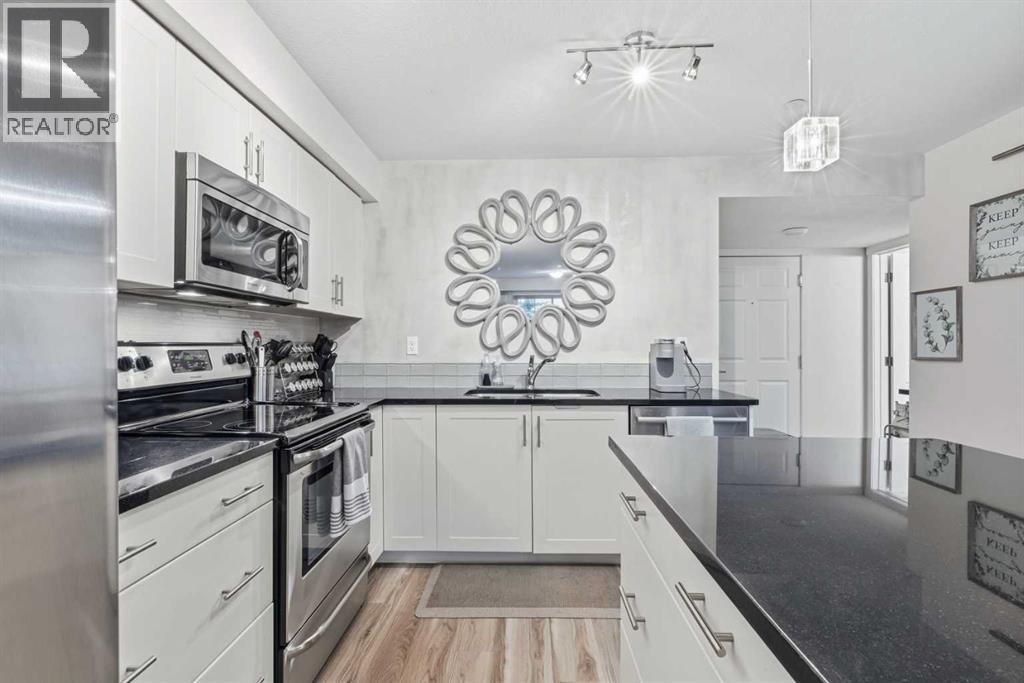 1102, 755 Copperpond Boulevard Se, Calgary, Alberta  T2Z 4R2 - Photo 12 - A2282275