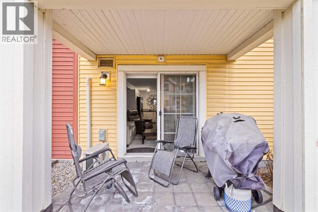 1102, 755 Copperpond Boulevard Se, Calgary, Alberta  T2Z 4R2 - Photo 21 - A2282275