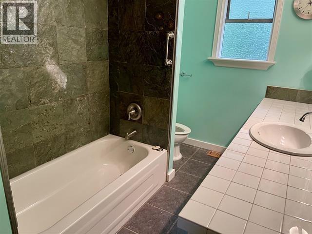 1791 Langan Avenue, Port Coquitlam, British Columbia  V3C 1K8 - Photo 5 - R3085047