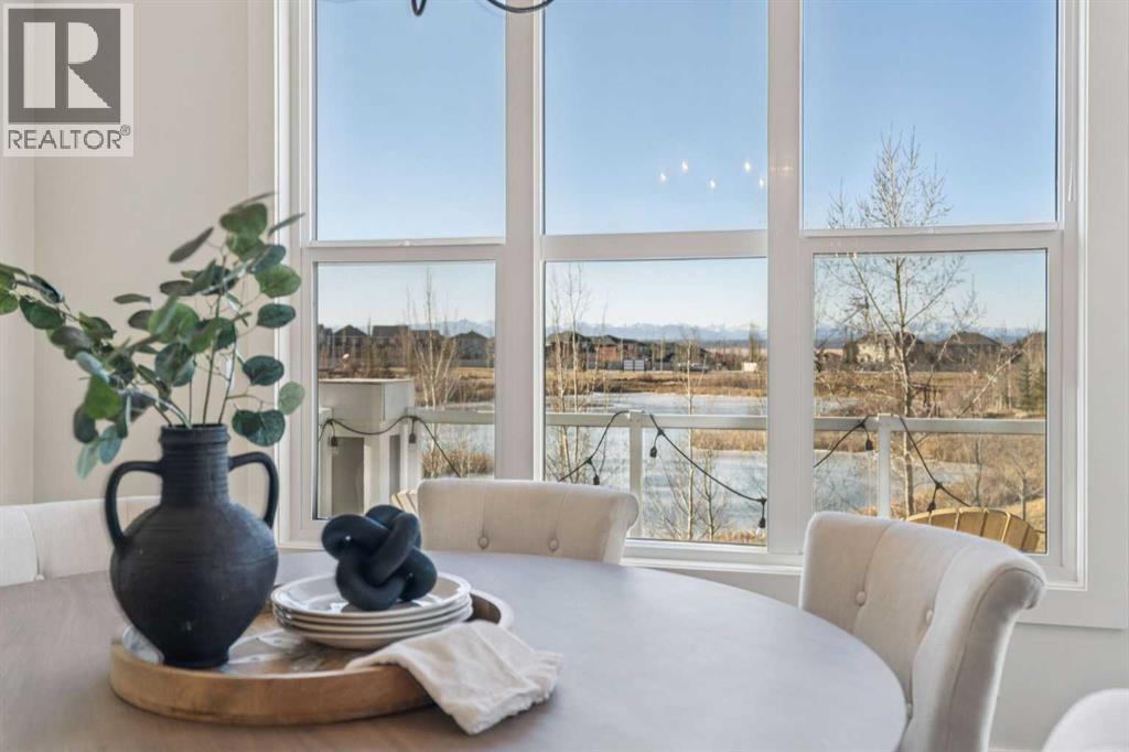 47 Sundown Way, Cochrane, Alberta