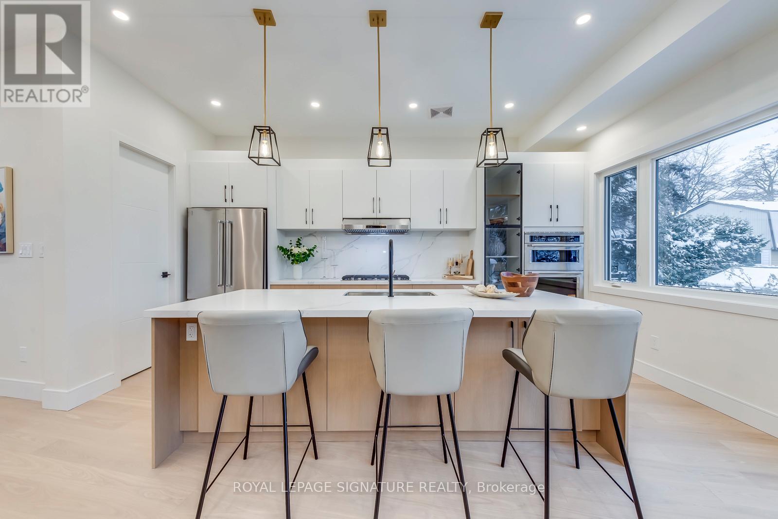 24 Merritt Road, Toronto, Ontario  M4B 3K5 - Photo 10 - E12767100