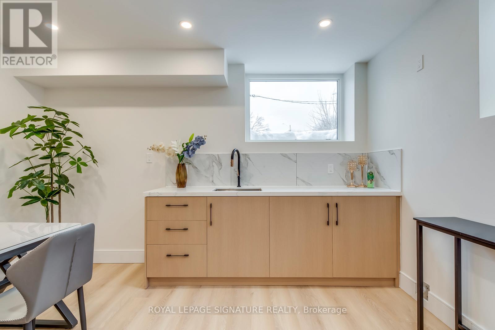 24 Merritt Road, Toronto, Ontario  M4B 3K5 - Photo 37 - E12767100