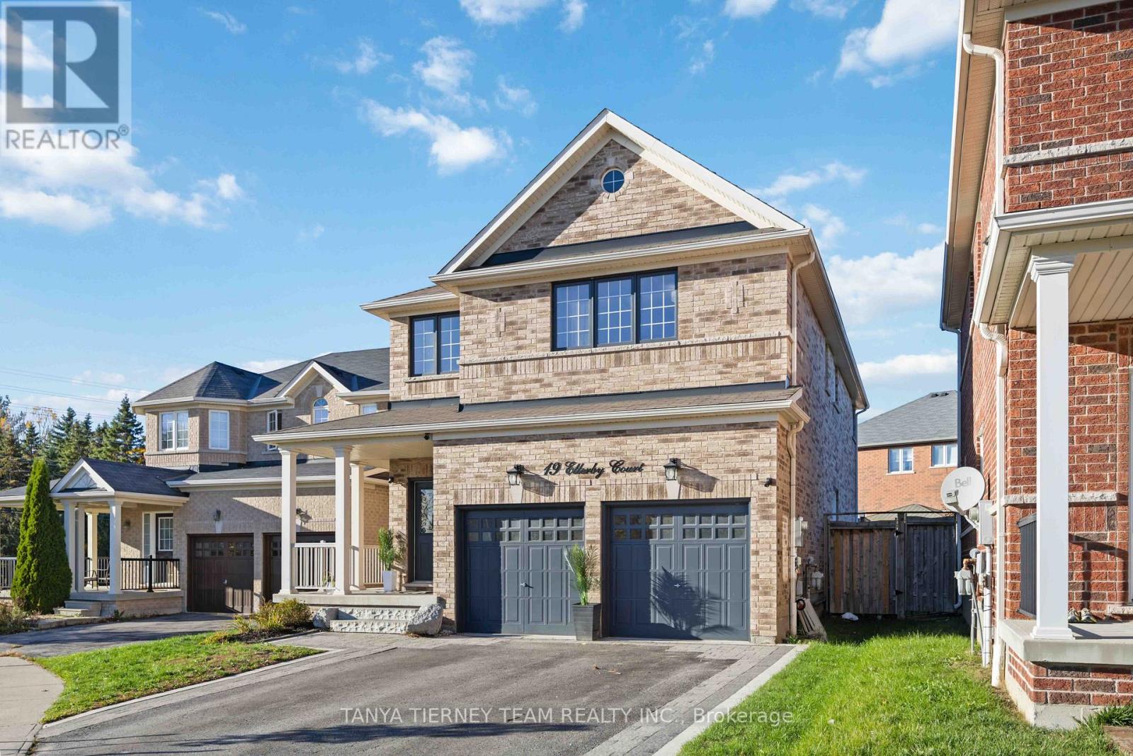 19 Ellerby Court, Whitby, Ontario  L1R 0K5 - Photo 3 - E12767116