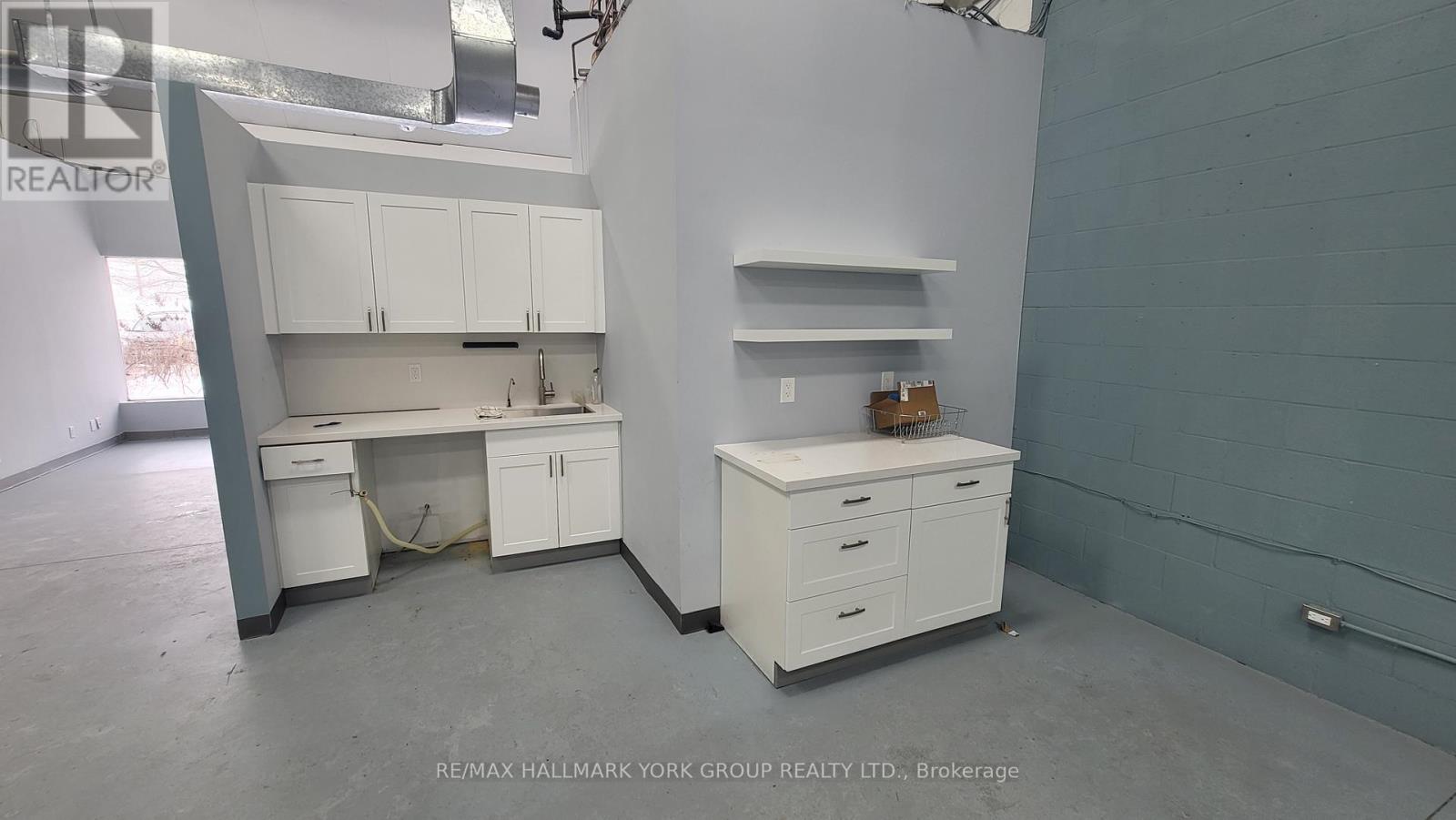 7 - 75 Mary Street, Aurora, Ontario  L4G 1G3 - Photo 2 - N12767164