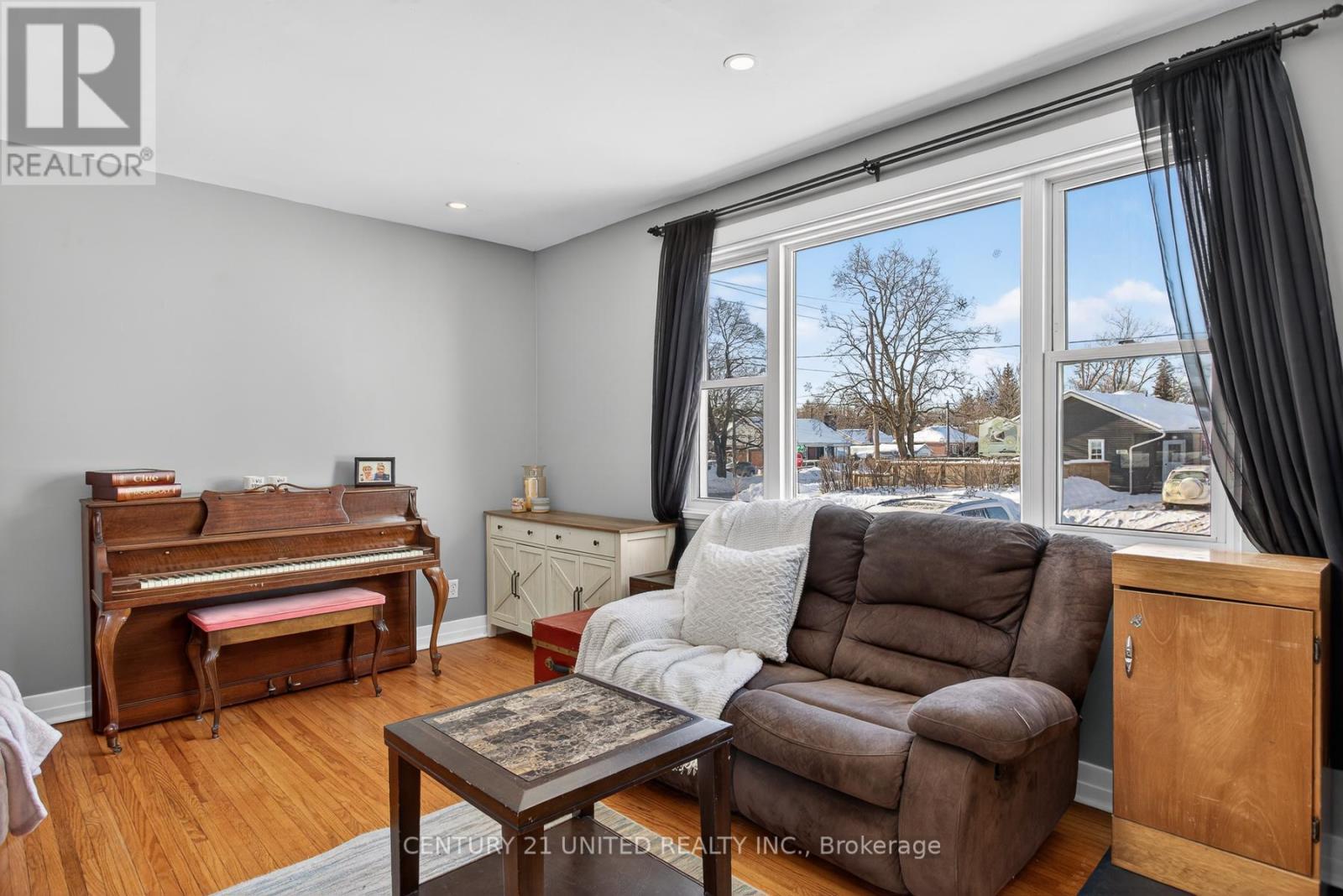 814 Argyle Street, Peterborough, Ontario  K9H 5T3 - Photo 8 - X12763986