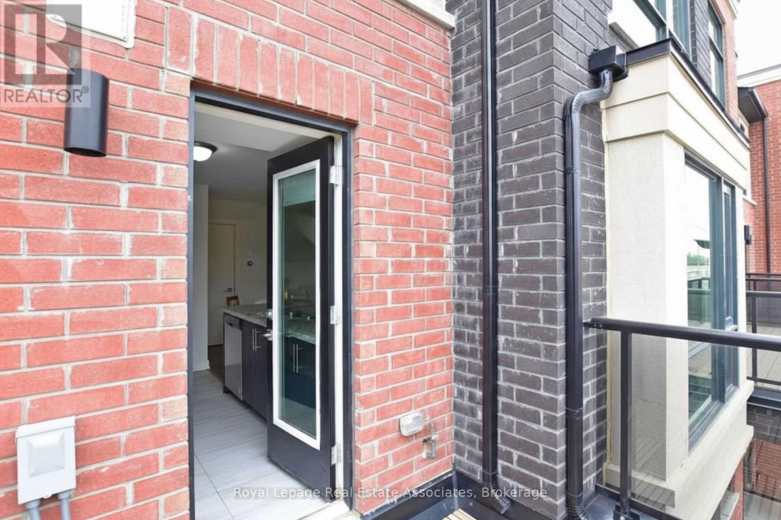 84 - 100 Dufay Road, Brampton, Ontario  L7A 4S3 - Photo 6 - W12767062