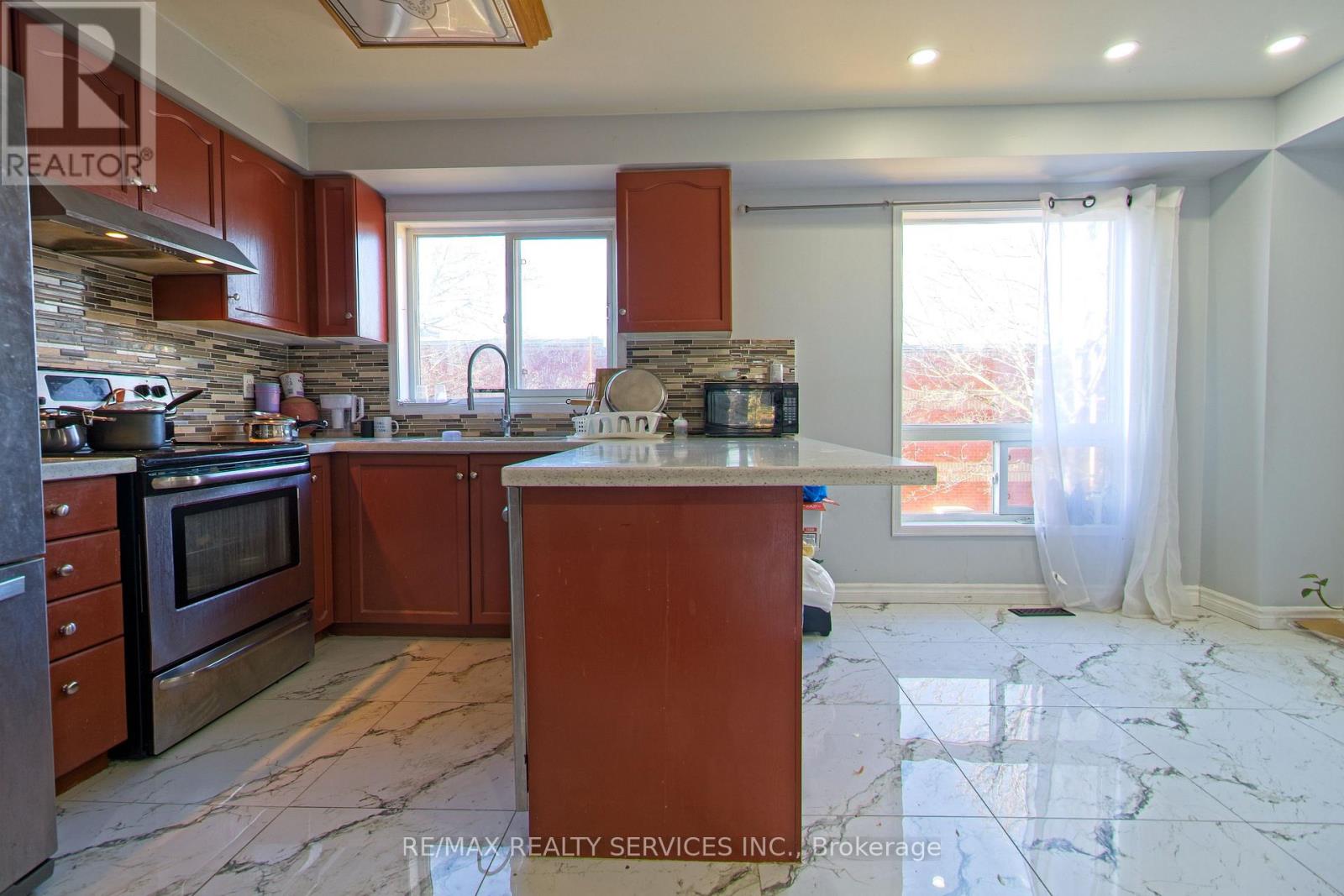 21 - 170 Havelock Drive, Brampton, Ontario  L6W 4T3 - Photo 16 - W12767094