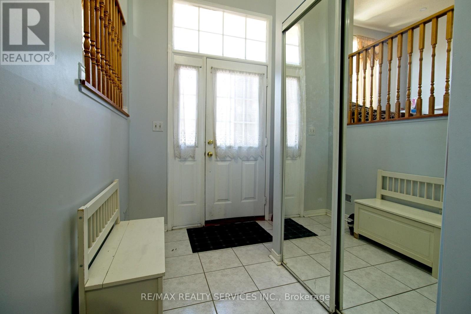 21 - 170 Havelock Drive, Brampton, Ontario  L6W 4T3 - Photo 8 - W12767094