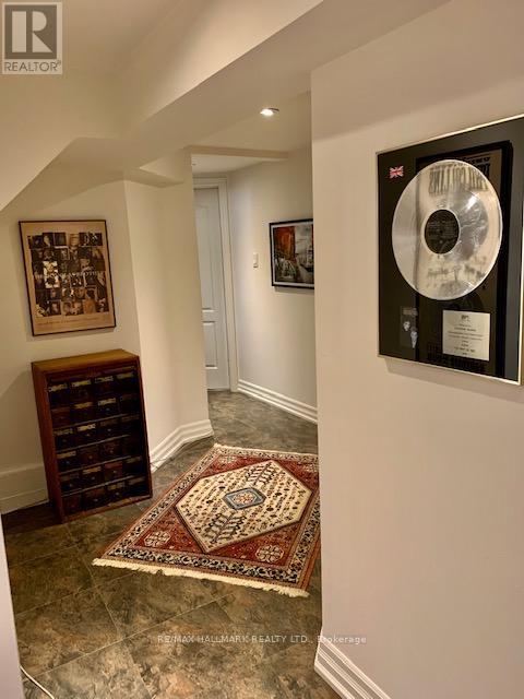 Bsmt - 266 Westmoreland Avenue, Toronto, Ontario  M6H 3A5 - Photo 2 - W12767118