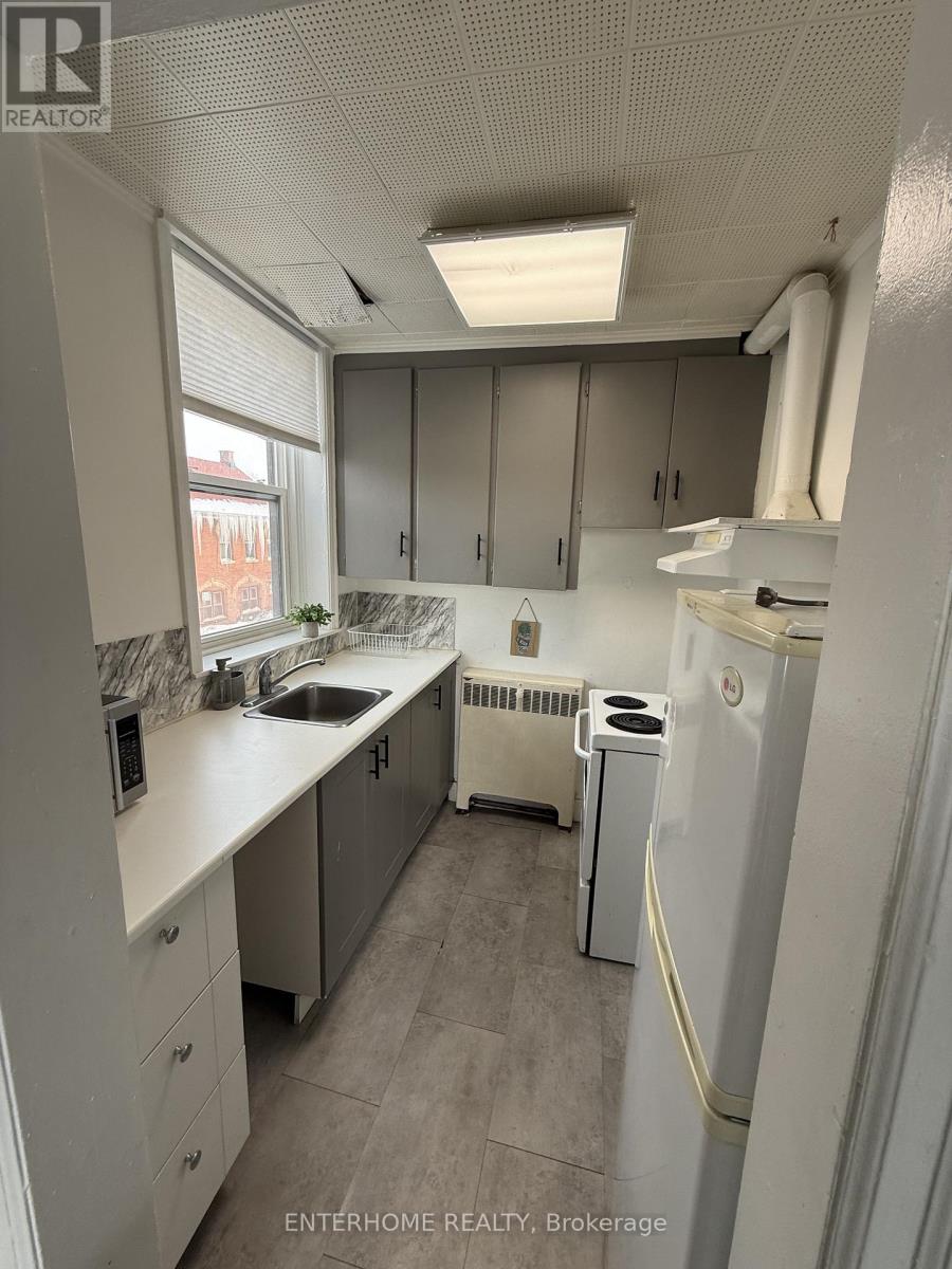 1 - 51 Queen Street East Street, Brampton, Ontario  L6W 2A7 - Photo 3 - W12767188