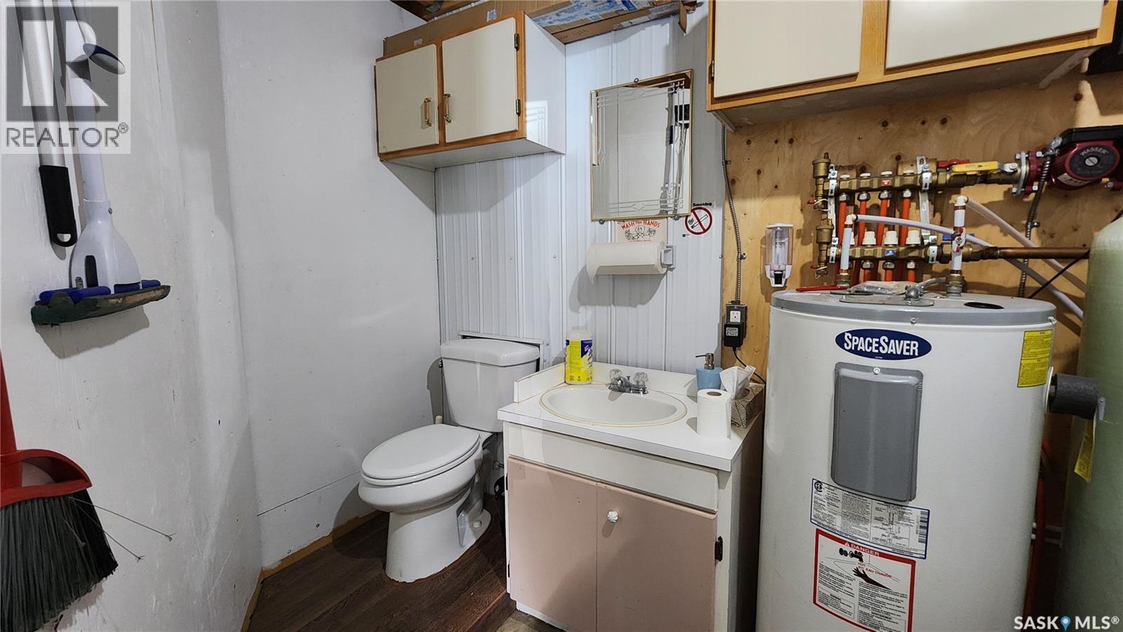 Fairholm Butcher Shop, Parkdale Rm No. 498, Saskatchewan  S0M 1J0 - Photo 5 - SK028068