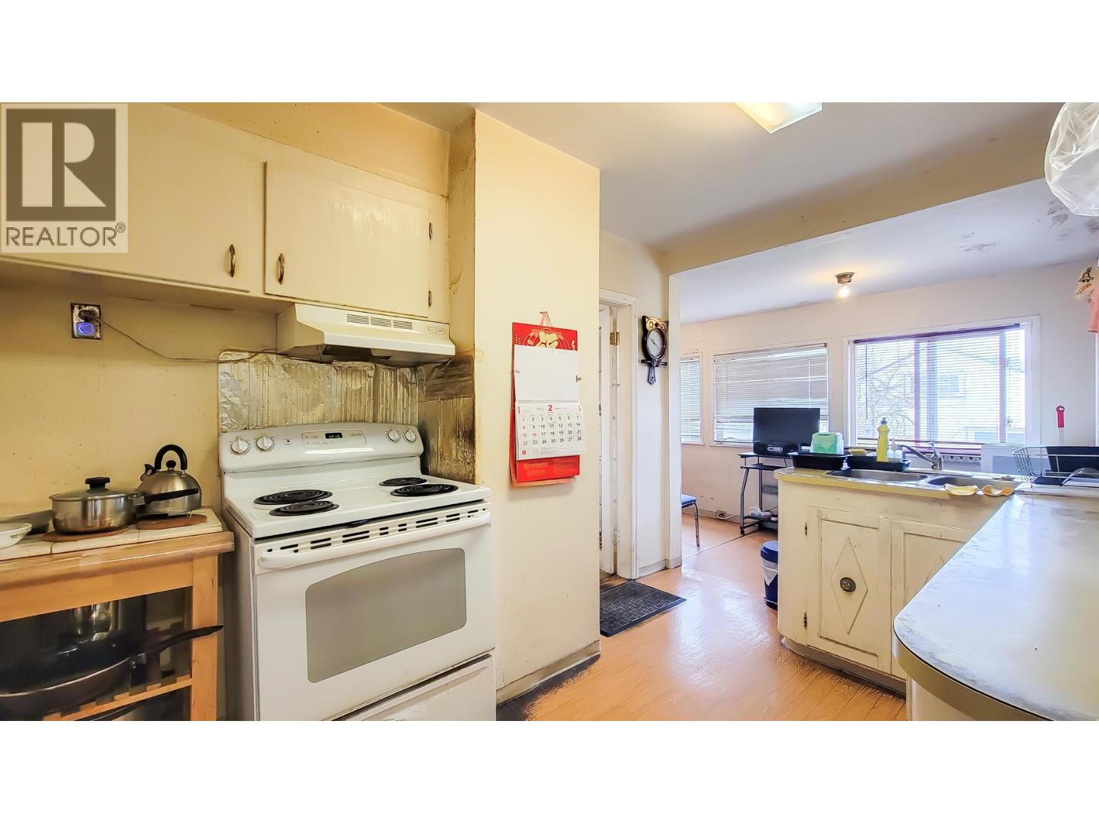 8245 Selkirk Street, Vancouver, British Columbia  V6P 4H8 - Photo 13 - R3087266