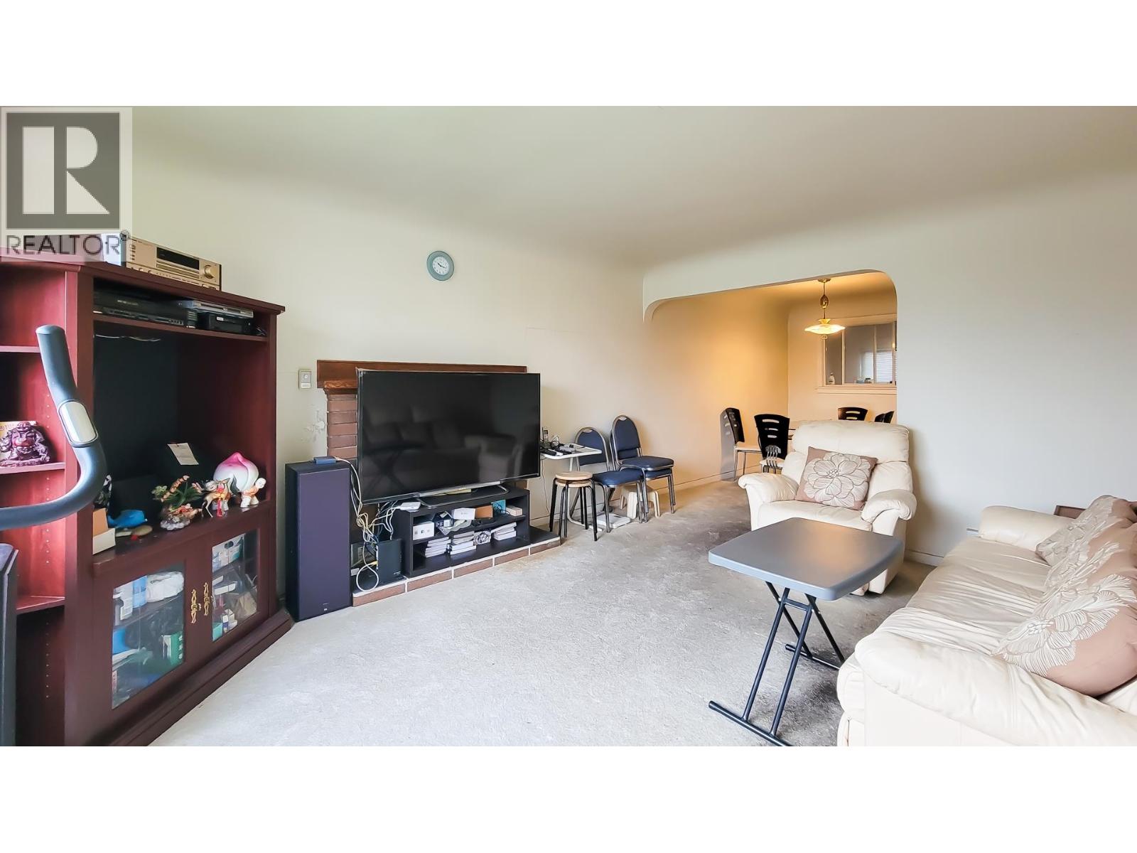 8245 Selkirk Street, Vancouver, British Columbia  V6P 4H8 - Photo 7 - R3087266