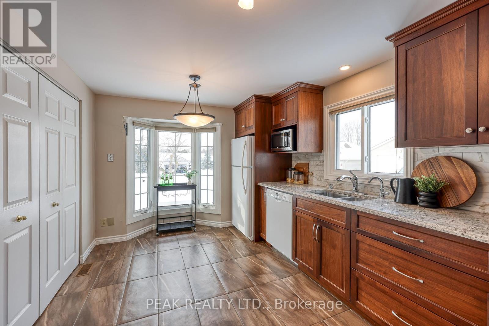 6 Ridgebank Place, Wilmot, Ontario  N3A 2G3 - Photo 12 - X12767018