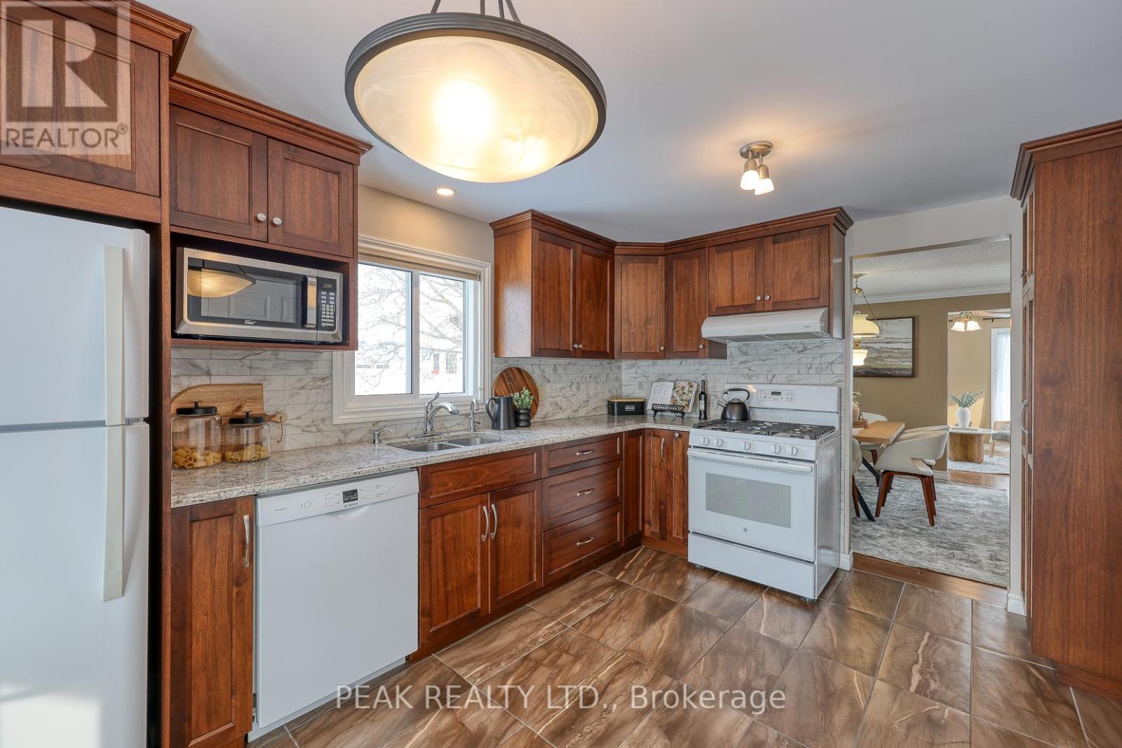 6 Ridgebank Place, Wilmot, Ontario  N3A 2G3 - Photo 9 - X12767018