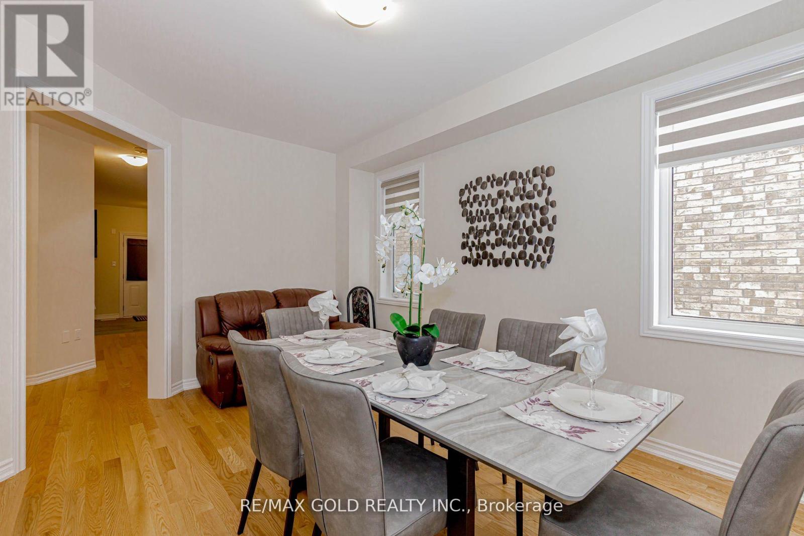 4 Heming Street, Brant, Ontario  N3L 0M5 - Photo 9 - X12767020