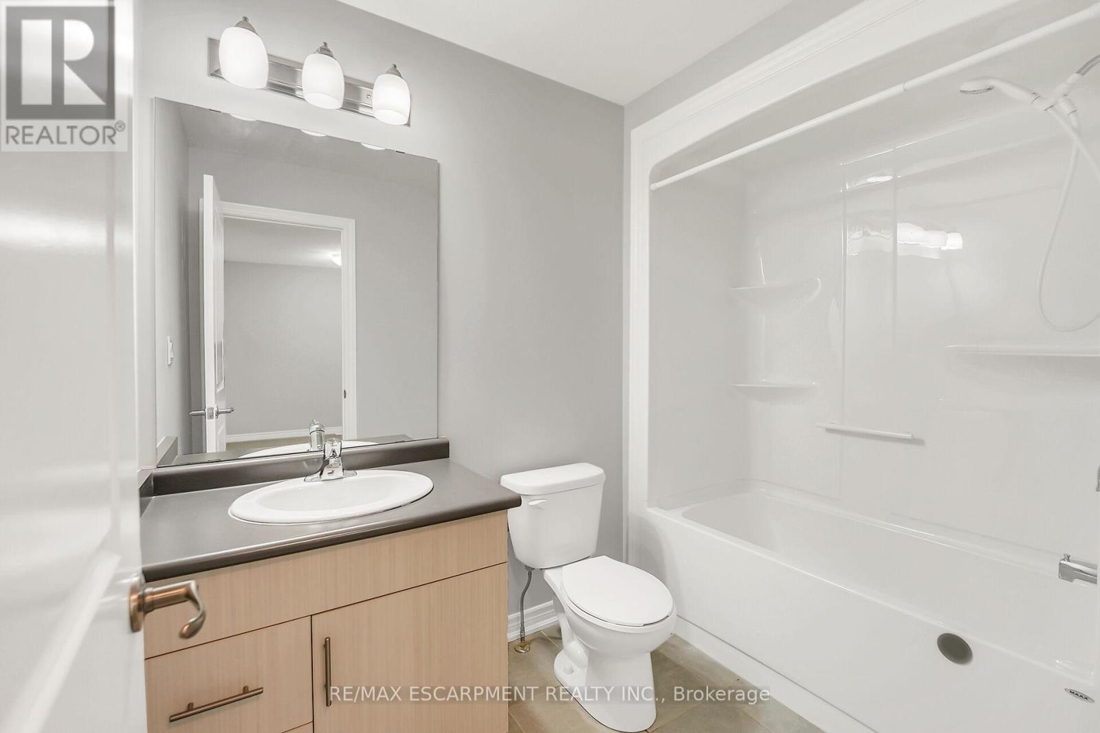 152 Heron Street, Welland, Ontario  L3C 0G8 - Photo 26 - X12767024