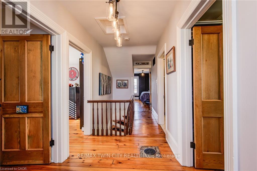 920 Orr Court, Kitchener, Ontario  N2R 1R4 - Photo 32 - X12767060