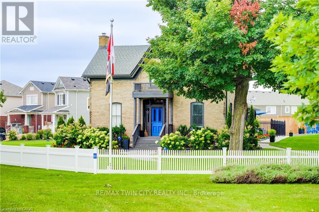 920 Orr Court, Kitchener, Ontario  N2R 1R4 - Photo 5 - X12767060