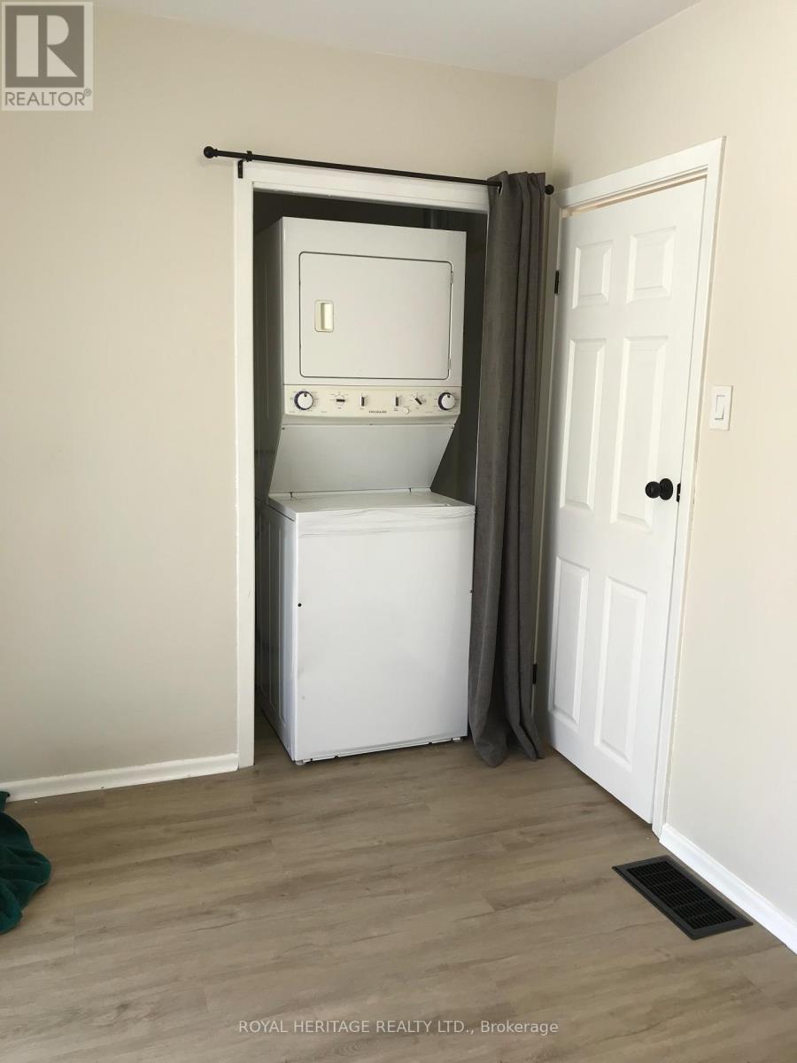 Upper - 900 Ellesmere Avenue, Peterborough, Ontario  K9H 7A7 - Photo 27 - X12767154