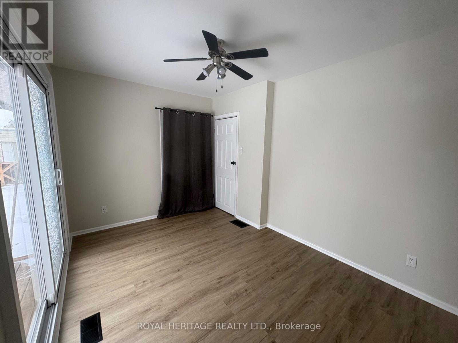 Upper - 900 Ellesmere Avenue, Peterborough, Ontario  K9H 7A7 - Photo 28 - X12767154