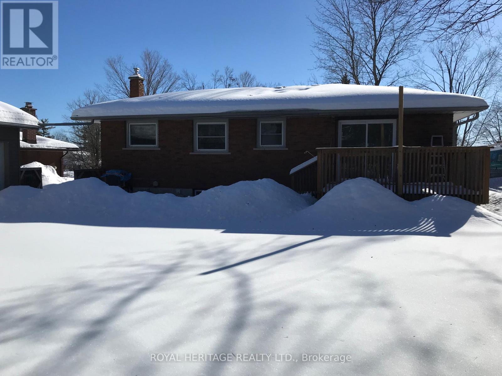 Upper - 900 Ellesmere Avenue, Peterborough, Ontario  K9H 7A7 - Photo 6 - X12767154