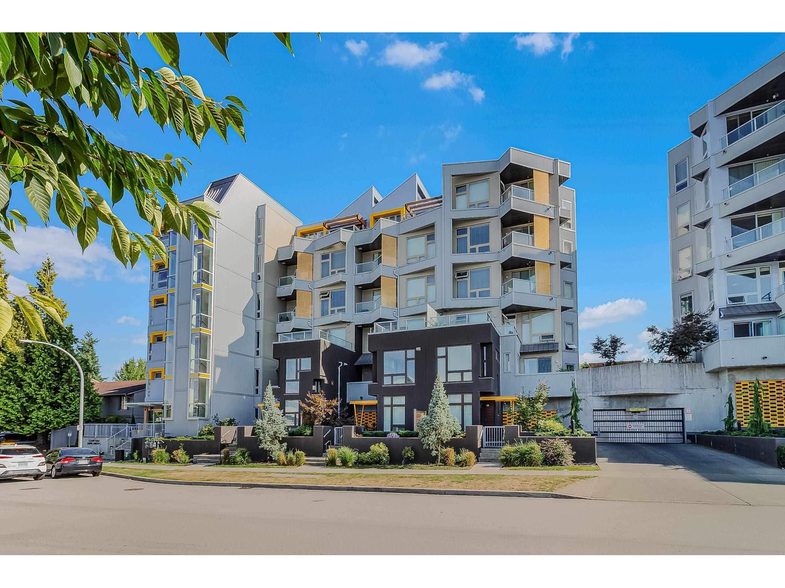 305 32838 LANDEAU PLACE, Abbotsford, British Columbia