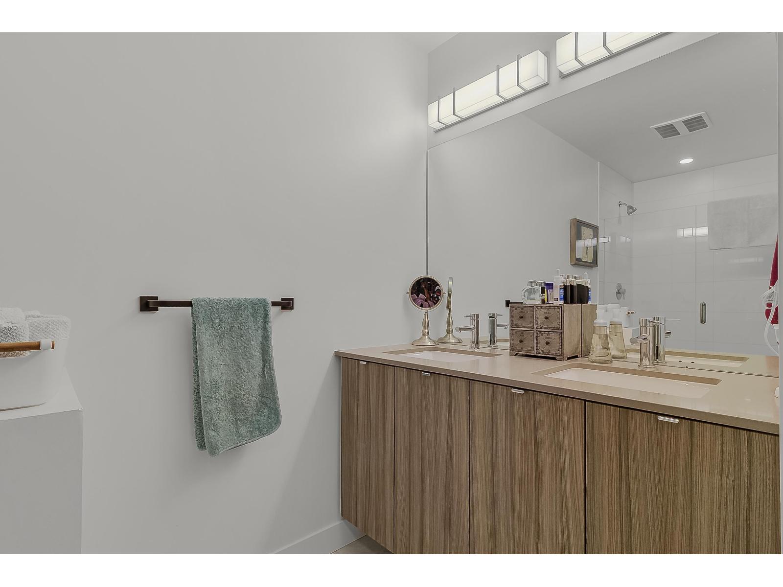 305 32838 Landeau Place, Abbotsford, British Columbia  V2S 0M6 - Photo 13 - R3086602