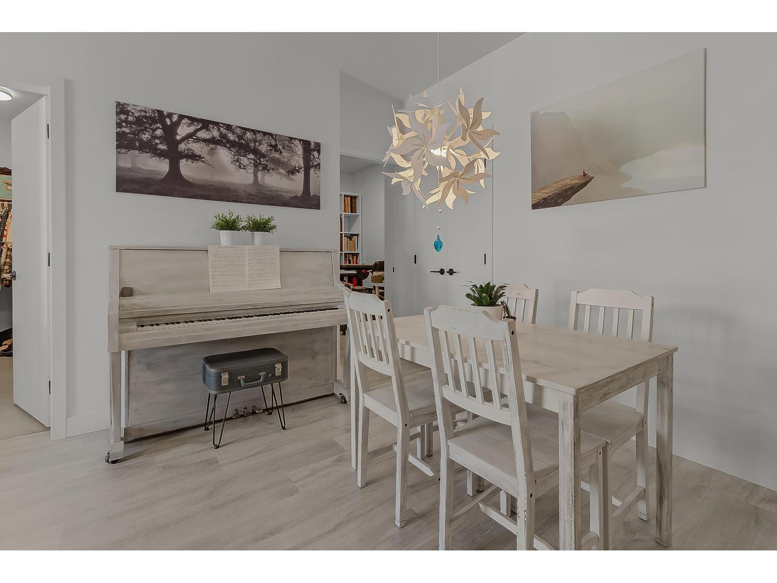 305 32838 Landeau Place, Abbotsford, British Columbia  V2S 0M6 - Photo 10 - R3086602