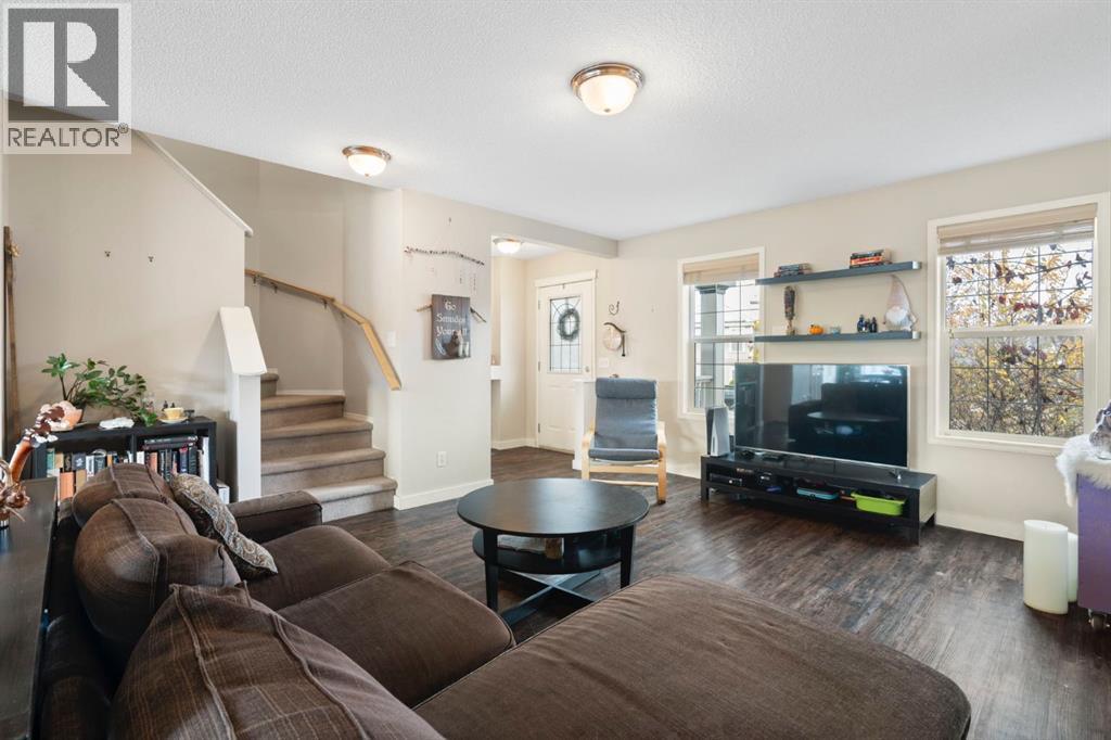 284 Copperfield Heights Se, Calgary, Alberta  T2Z 4R3 - Photo 5 - A2277699