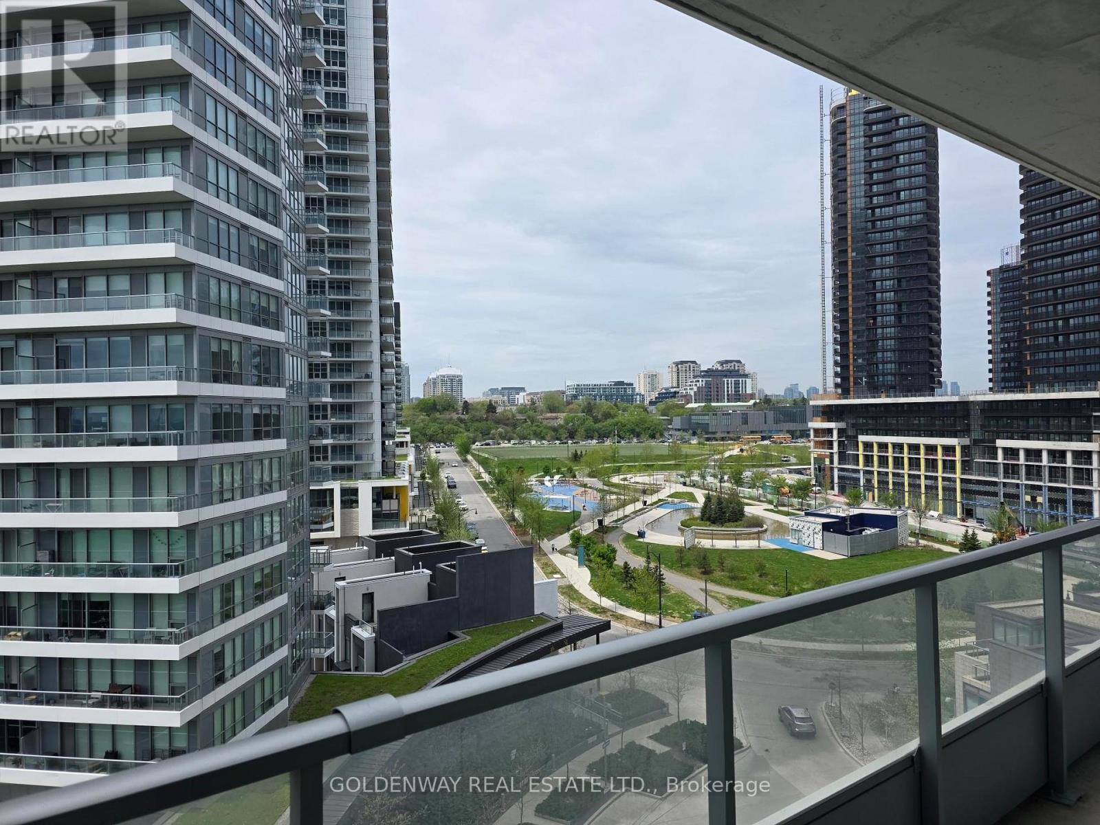 808 - 117 Mcmahon Drive, Toronto, Ontario  M2K 0E4 - Photo 3 - C12767120