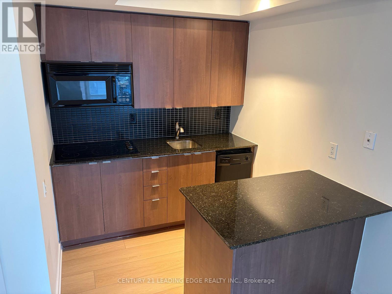 1103 - 8 Colborne Street, Toronto, Ontario  M5E 1E1 - Photo 7 - C12767190