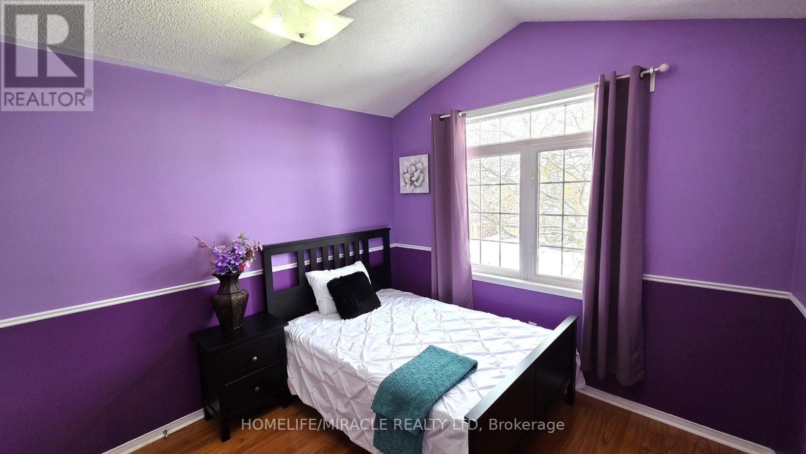 125 Seaside Circle, Brampton, Ontario  L6R 2G9 - Photo 26 - W12760758