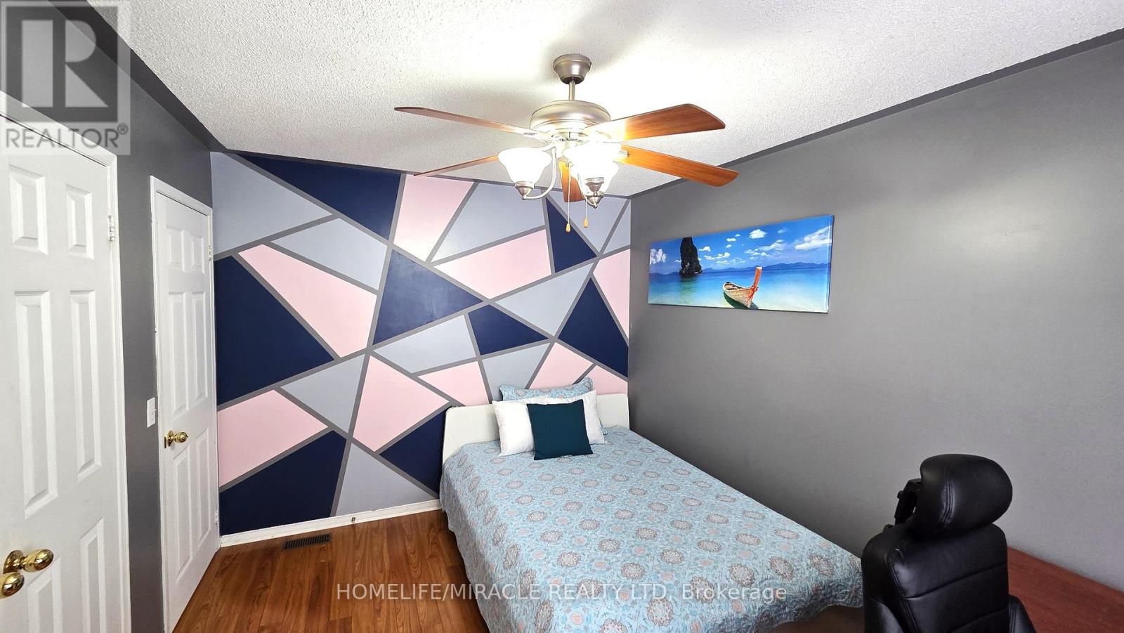 125 Seaside Circle, Brampton, Ontario  L6R 2G9 - Photo 23 - W12760758