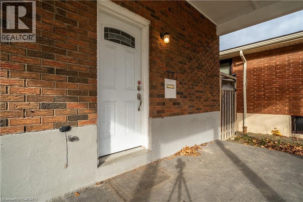 98 Lynbrook Drive Unit# Lower, Hamilton, Ontario  L9C 2K9 - Photo 3 - 40803373