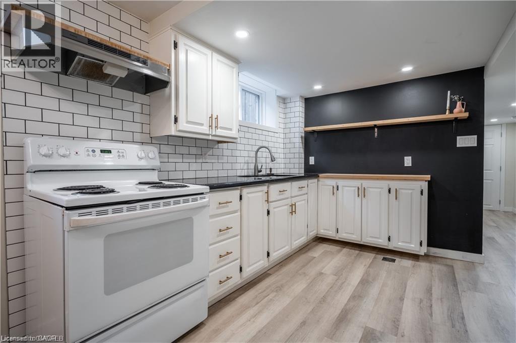 98 Lynbrook Drive Unit# Lower, Hamilton, Ontario  L9C 2K9 - Photo 4 - 40803373