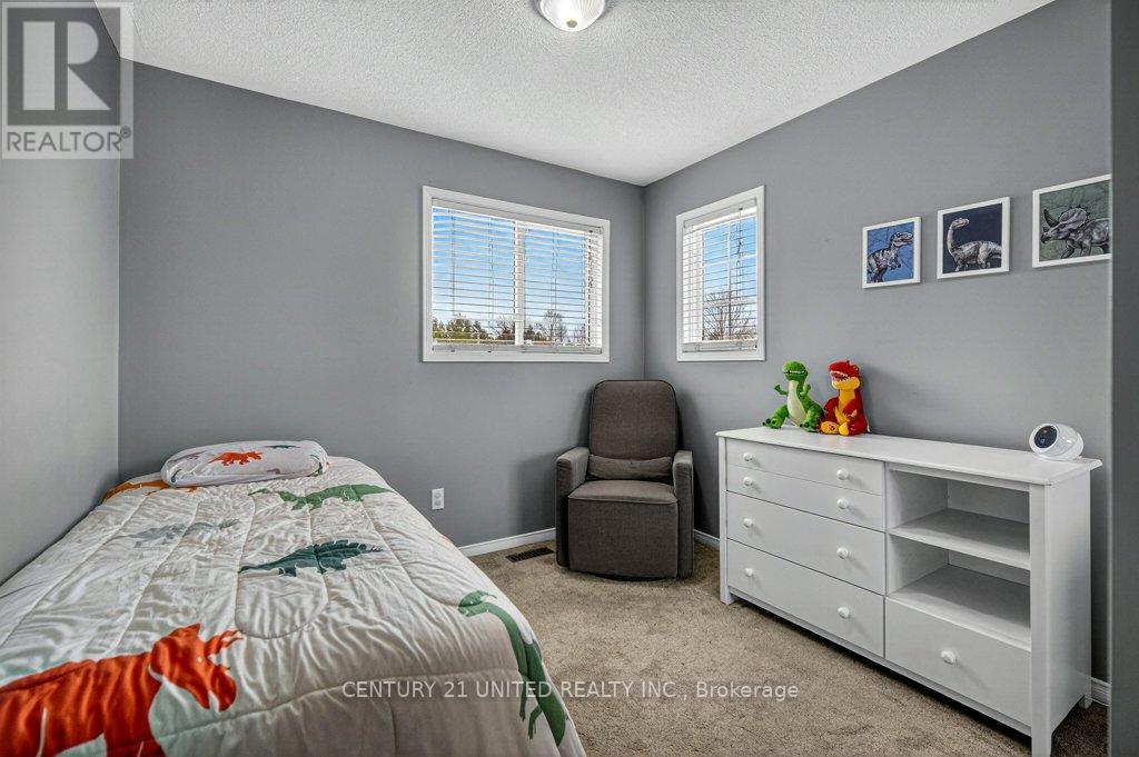 1780 Woodgate Trail, Oshawa (Samac), Ontario  L1G 8B3 - Photo 24 - E12767294