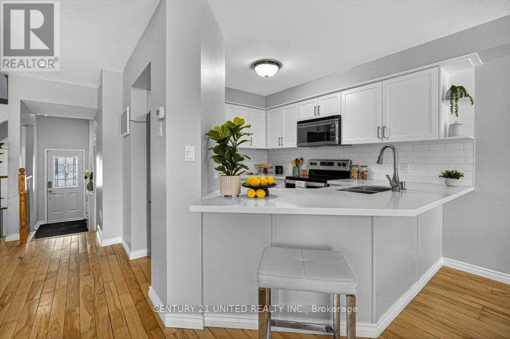 1780 Woodgate Trail, Oshawa (Samac), Ontario  L1G 8B3 - Photo 7 - E12767294