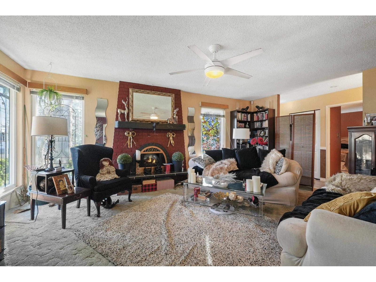 13169 98 Avenue, Surrey, British Columbia  V3T 1B8 - Photo 2 - R3085415