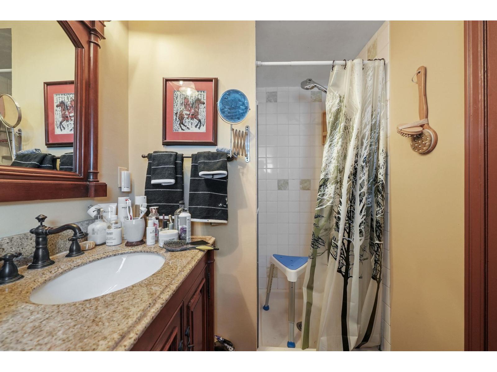 13169 98 Avenue, Surrey, British Columbia  V3T 1B8 - Photo 13 - R3085415