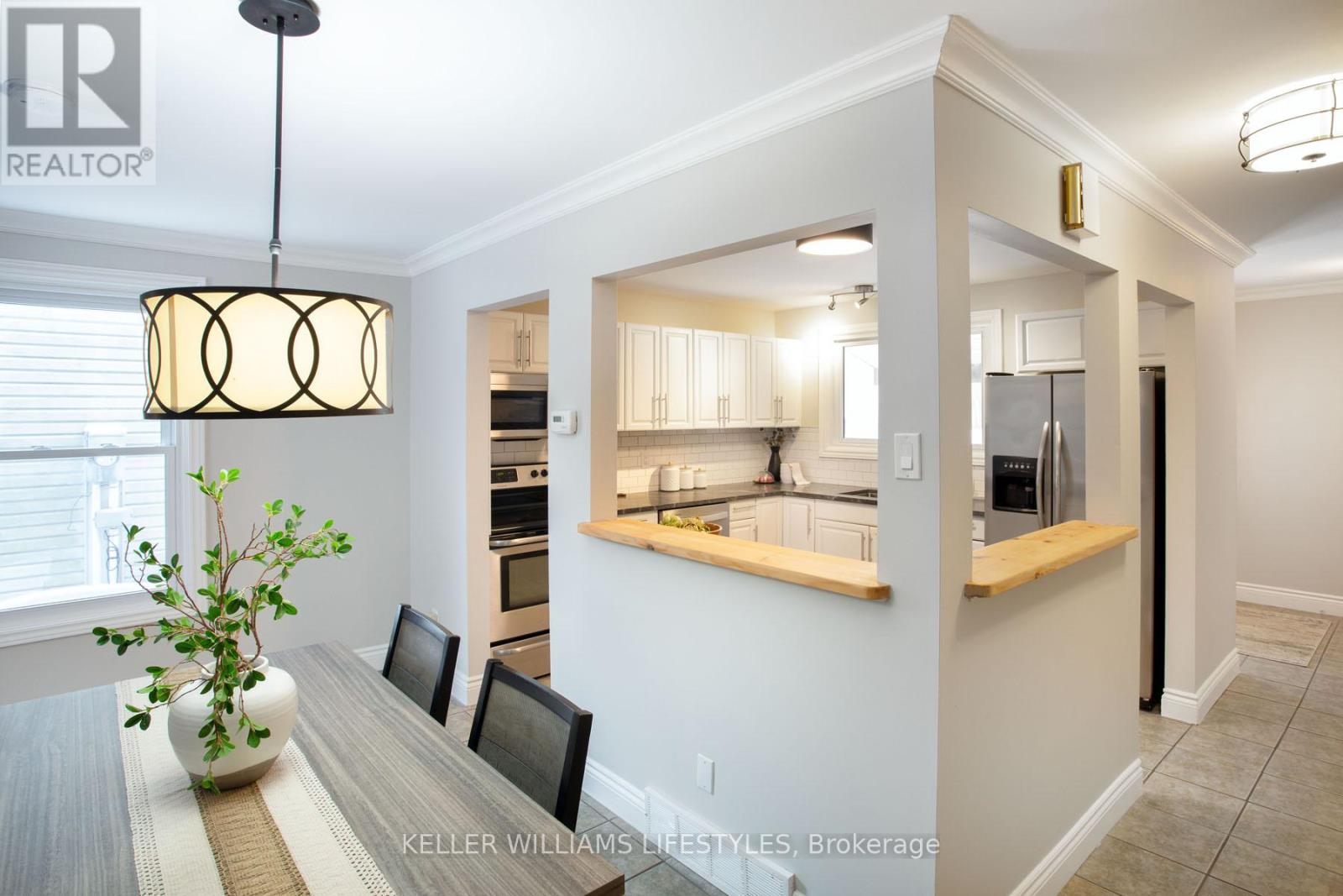 5 Winding Woods Crescent, London North, Ontario  N6G 3G3 - Photo 4 - X12767278