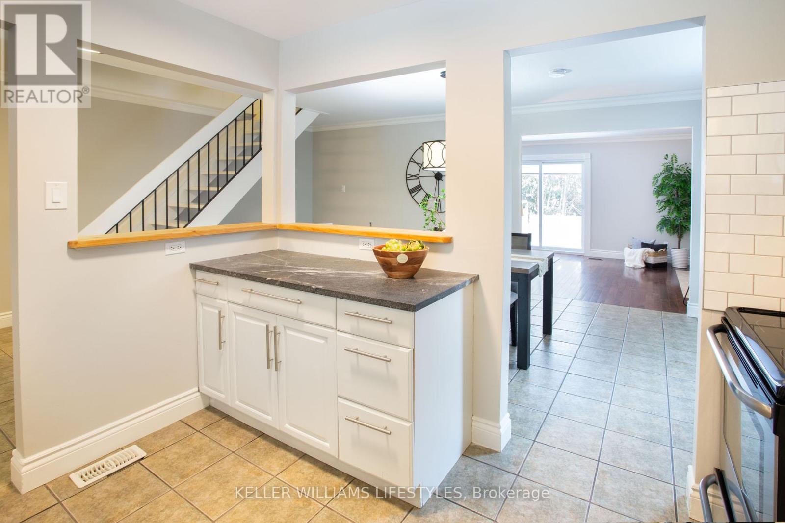 5 Winding Woods Crescent, London North, Ontario  N6G 3G3 - Photo 7 - X12767278