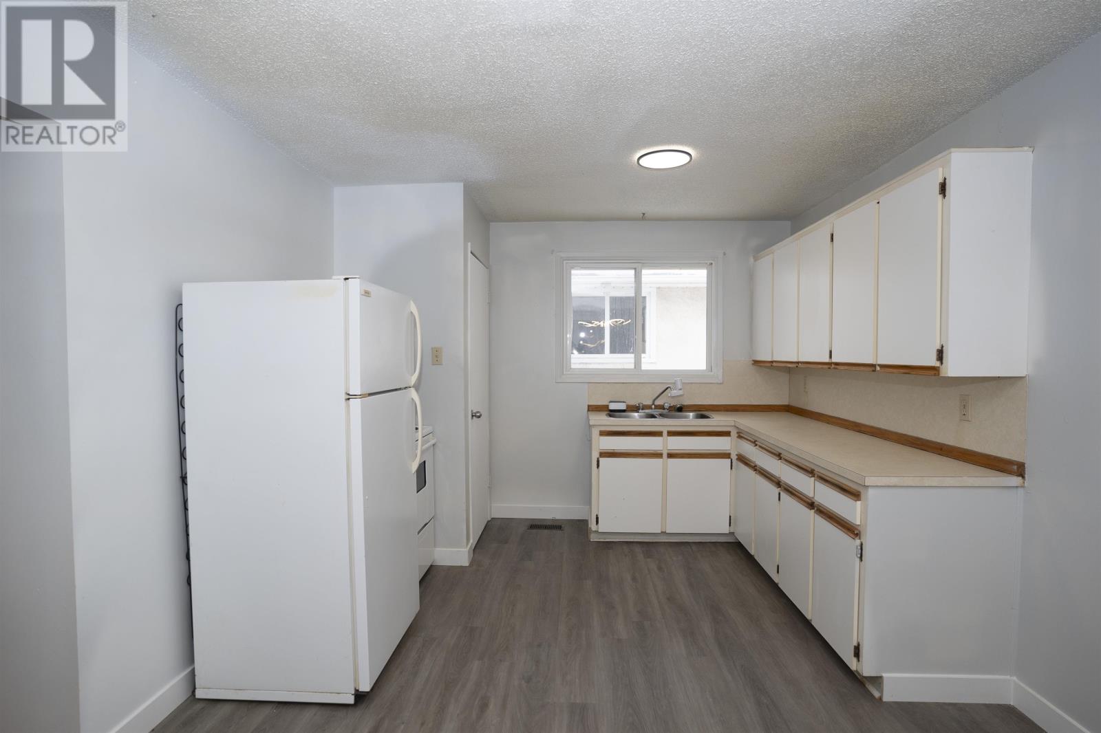 506 Churchill Dr W, Thunder Bay, Ontario  P7C 1W1 - Photo 5 - TB2600184