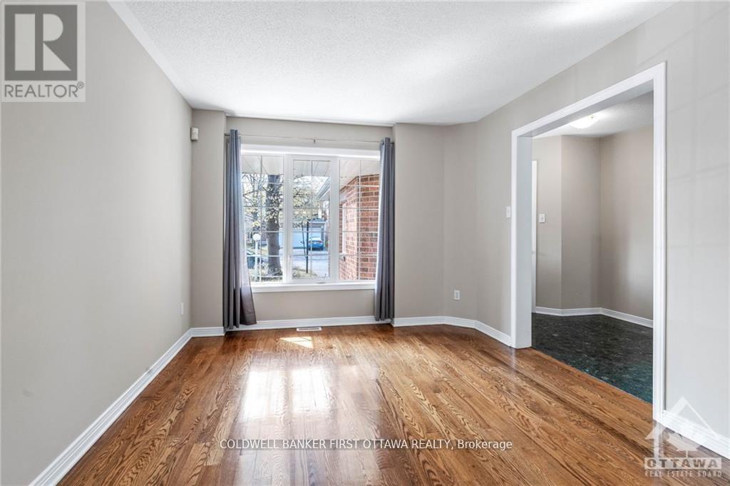 9 Armagh Way, Ottawa, Ontario  K2J 4C3 - Photo 8 - X12767202