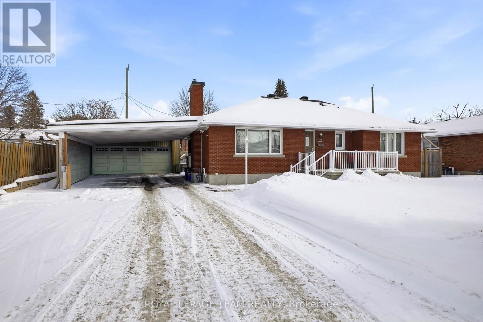 2171 Martha Avenue, Ottawa, Ontario  K1G 1K6 - Photo 2 - X12767240