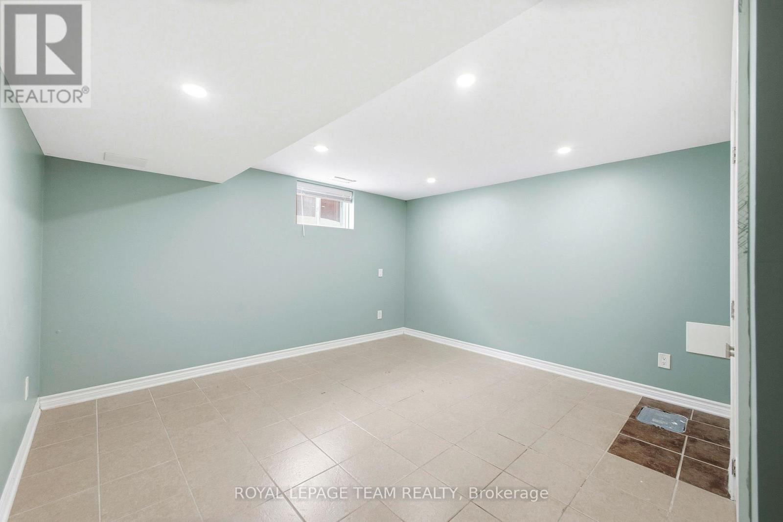 2171 Martha Avenue, Ottawa, Ontario  K1G 1K6 - Photo 29 - X12767240