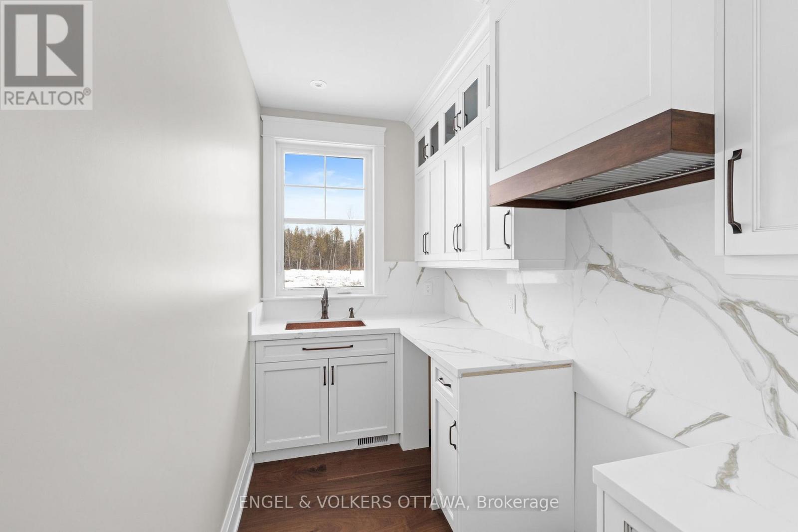 432 Ashbee Court, Ottawa, Ontario  K4M 0A8 - Photo 7 - X12767256