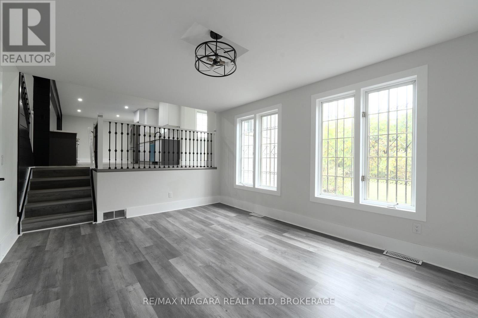 62 Bertie Street, Fort Erie, Ontario  L2A 1X9 - Photo 10 - X12767290