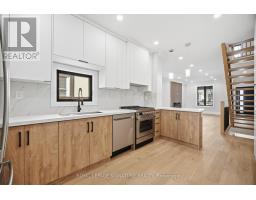 241 MARIA STREET, Toronto, Ontario